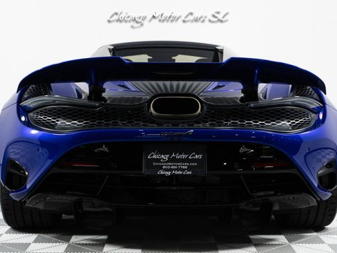 Used 2026 McLaren 750S Spider RWD image 18