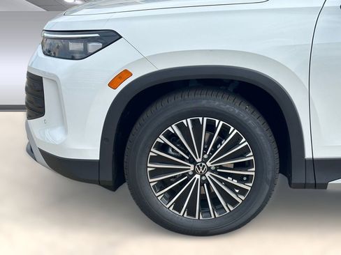 New 2026 Volkswagen Tiguan S image 11