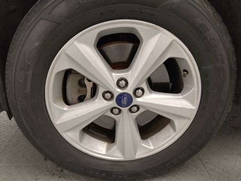 Used 2016 Ford Edge SE AWD/4WD image 31