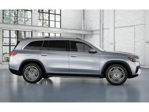 New 2026 Mercedes-Benz GLS 450 4MATIC image 15