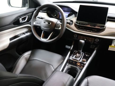 New 2026 Jeep Compass Limited image 20