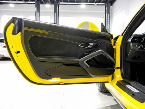 Used 2015 Porsche 911 Carrera GTS image 25