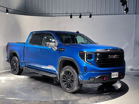 Used 2023 GMC Sierra 1500 Elevation w/ X31 Off-Road Package image 43