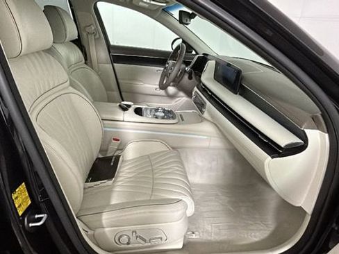 Used 2023 Genesis G90 3.5T AWD/4WD image 30