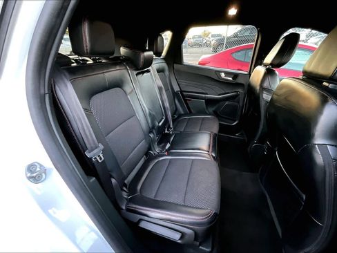 Certified 2023 Ford Escape ST-Line image 19