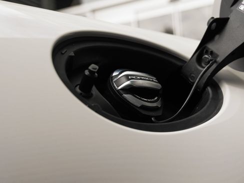 Certified 2023 Porsche 911 GT3 RWD image 36