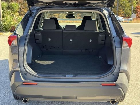 Used 2023 Toyota RAV4 LE image 15