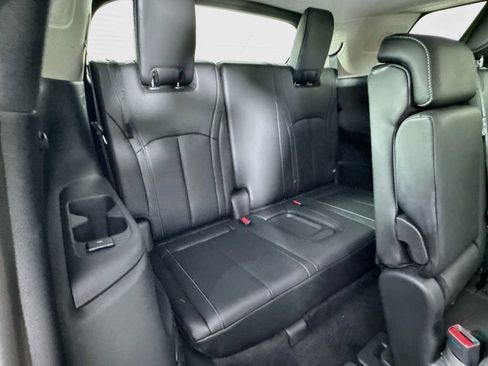 Certified 2026 INFINITI QX60 Luxe w/ Cargo Package FWD image 38