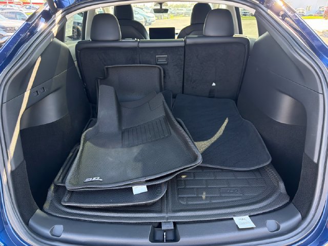 Used 2021 Tesla Model Y Long Range AWD/4WD image 6