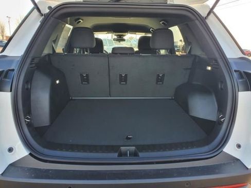 New 2026 Chevrolet Equinox LT image 7