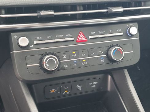 Used 2025 Hyundai Tucson SE FWD image 23