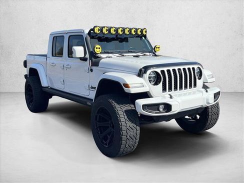 Used 2021 Jeep Gladiator Overland image 3