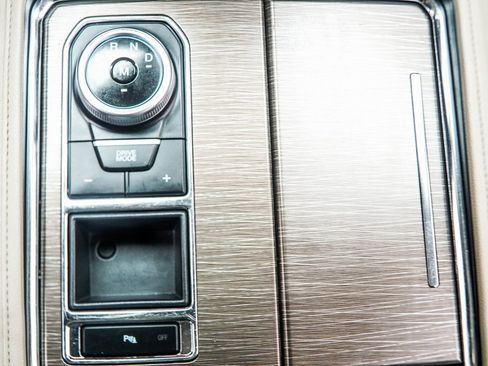 Used 2024 Ford Expedition Max Limited image 21