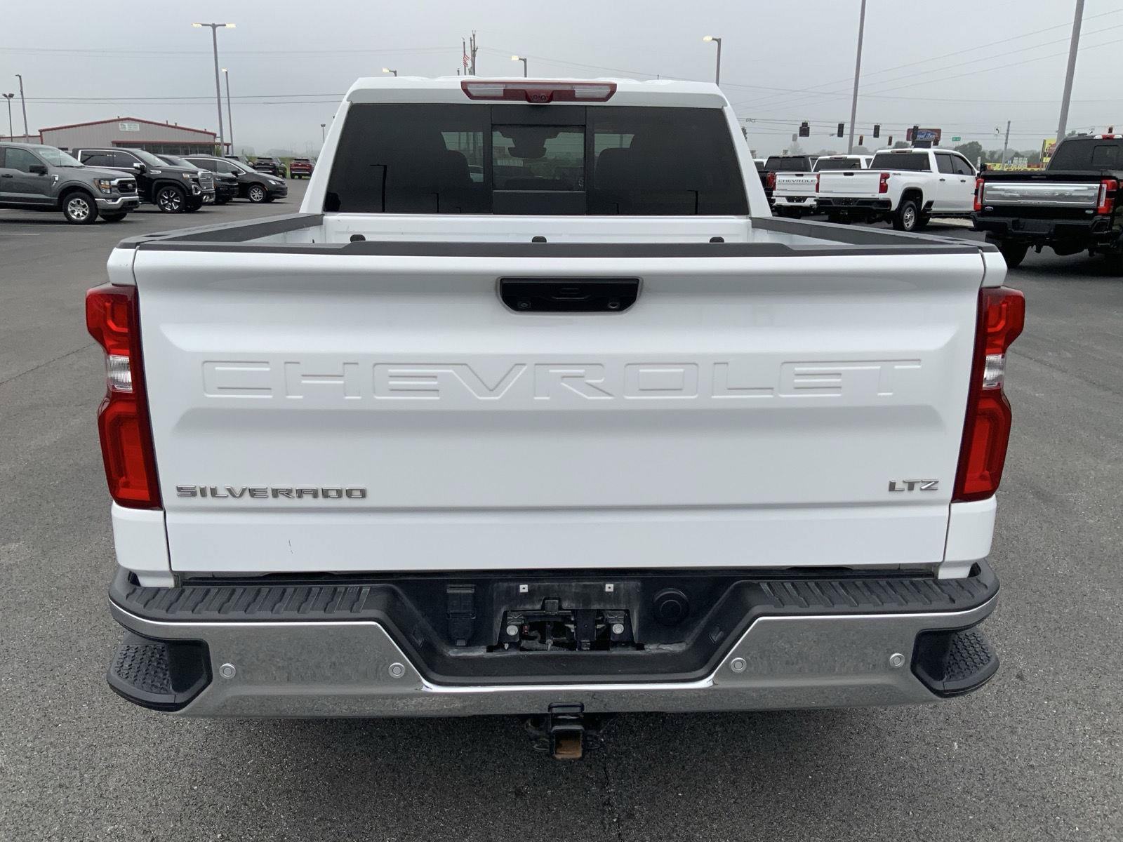 Used 2024 Chevrolet Silverado 1500 LTZ w/ LTZ Premium Package AWD/4WD image 8