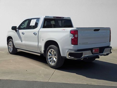 Used 2022 Chevrolet Silverado 1500 LTZ w/ LTZ Premium Package AWD/4WD image 5