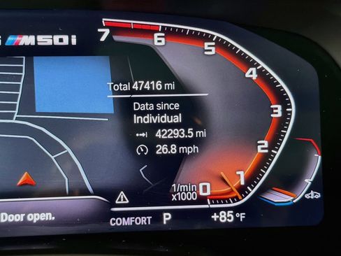 Used 2020 BMW X6 M50i w/ Premium Package AWD/4WD image 12