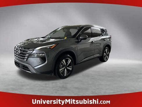 Used 2026 Nissan Rogue SL FWD image 1