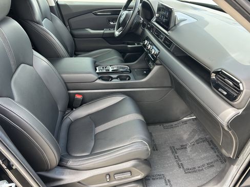 Used 2023 Honda Pilot EX-L image 9