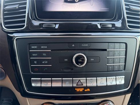 Used 2019 Mercedes-Benz GLS 550 4MATIC image 20