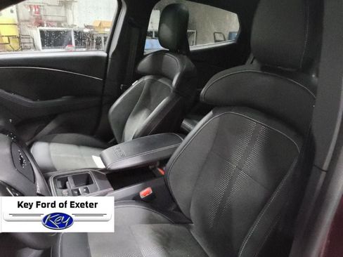 Used 2025 Ford Mustang Mach-E GT AWD/4WD image 29