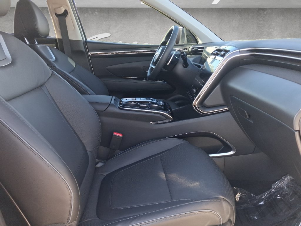 Used 2024 Hyundai Tucson Limited FWD image 24