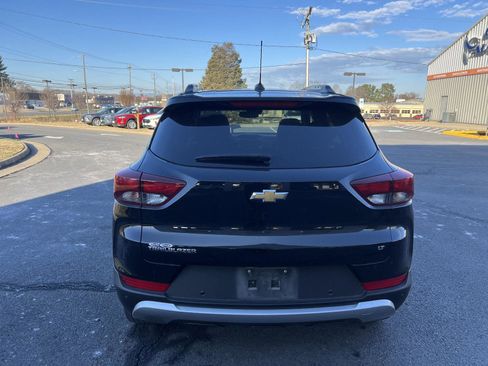 Used 2022 Chevrolet TrailBlazer LT w/ Convenience Package image 4