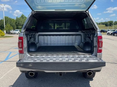 Used 2022 RAM 1500 Laramie w/ Sport Appearance Package AWD/4WD image 7