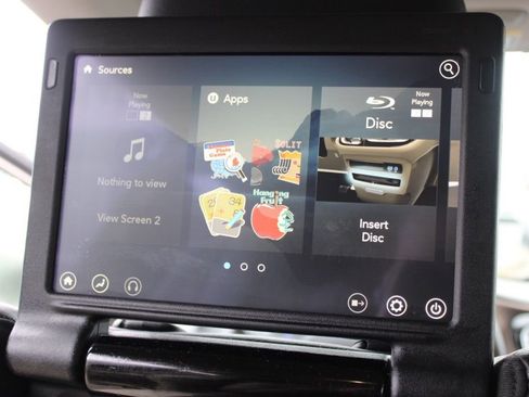 Used 2018 Chrysler Pacifica Touring-L Plus image 32