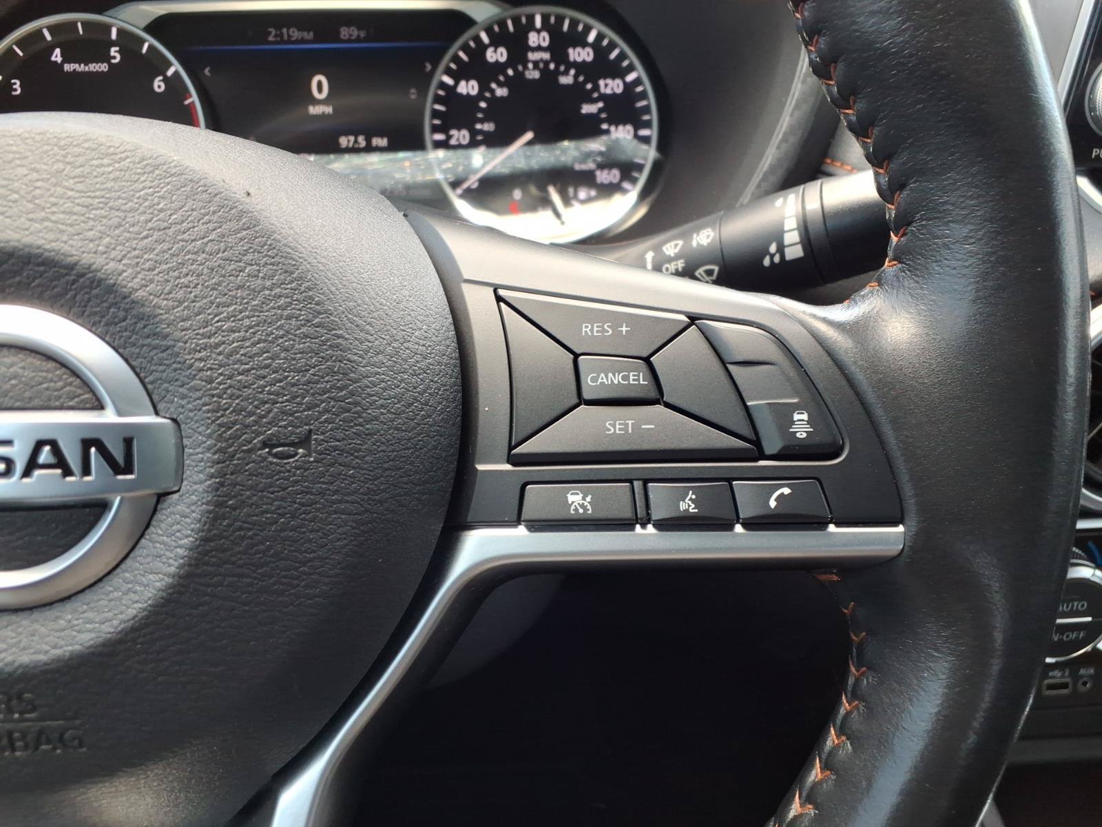 Used 2022 Nissan Sentra SR w/ SR Premium Package FWD image 30