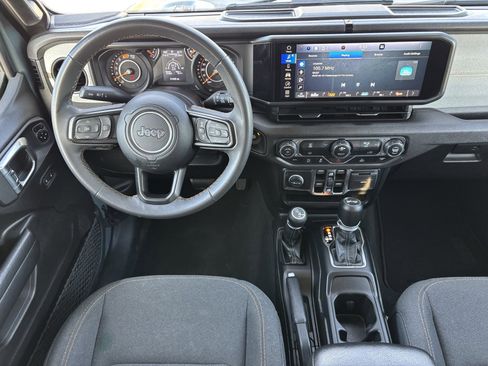 Used 2024 Jeep Wrangler Sport S image 16