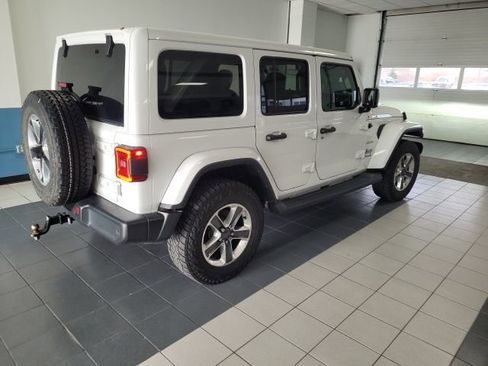 Used 2020 Jeep Wrangler Unlimited Sahara image 7