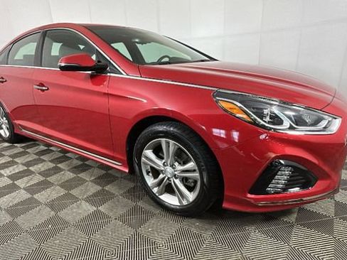Used 2018 Hyundai Sonata Sport FWD image 2