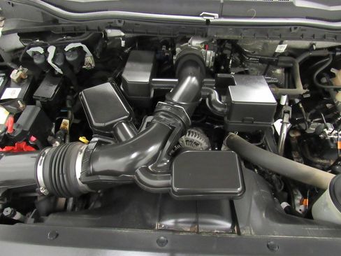 Used 2022 Ford F250 XL w/ Power Equipment Group image 24