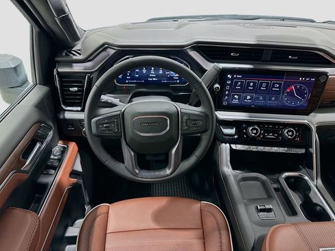New 2026 GMC Sierra 2500 Denali Ultimate AWD/4WD image 24