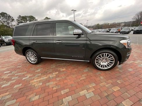 Used 2022 Ford Expedition Platinum image 37