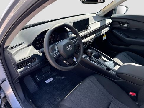 New 2025 Honda Accord SE image 7