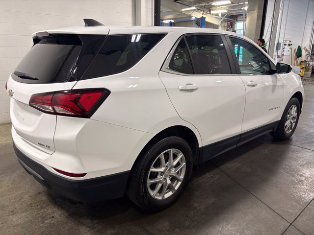 Used 2024 Chevrolet Equinox LT w/ LPO, Floor Liner Package AWD/4WD image 4