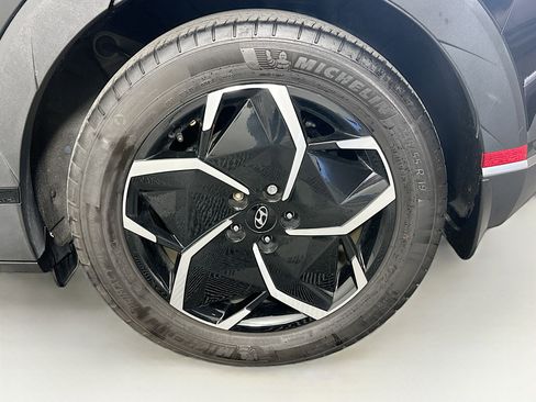 Used 2024 Hyundai Ioniq 5 SEL RWD image 11