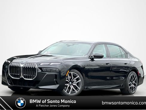 Used 2024 BMW 740i w/ Premium Package RWD image 1