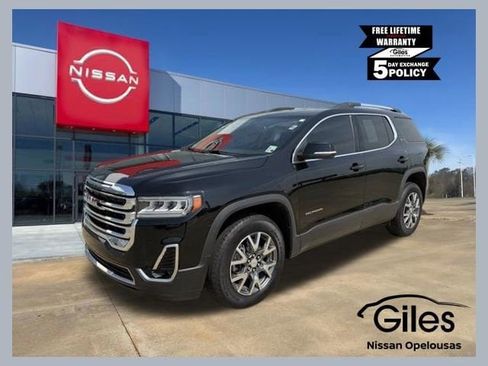 Used 2023 GMC Acadia SLT AWD/4WD image 1