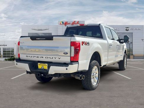 Used 2017 Ford F250 Platinum w/ Platinum Ultimate Package AWD/4WD image 5