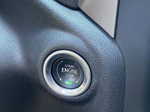 Used 2025 GMC Sierra 1500 Elevation AWD/4WD image 12