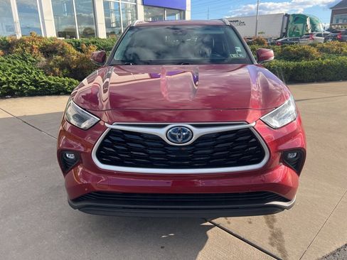 Used 2022 Toyota Highlander XLE image 8