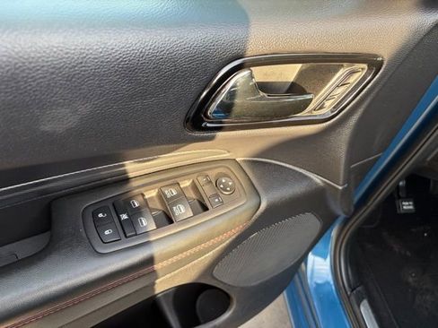 Used 2025 Dodge Durango GT image 11