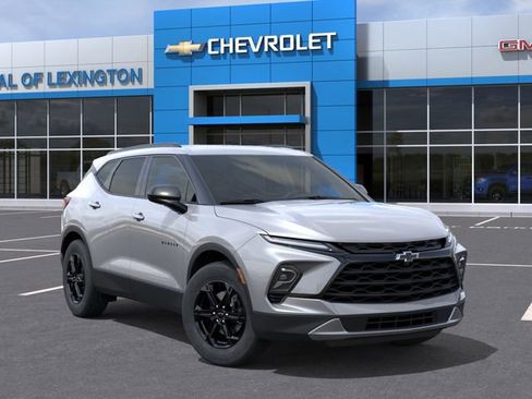 New 2026 Chevrolet Blazer LT w/ Convenience Package FWD image 7