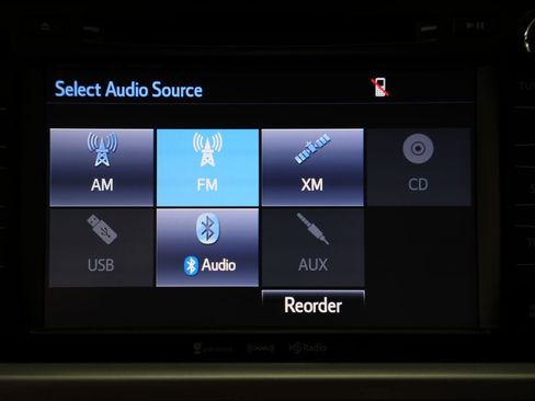 Used 2018 Toyota Highlander XLE image 21