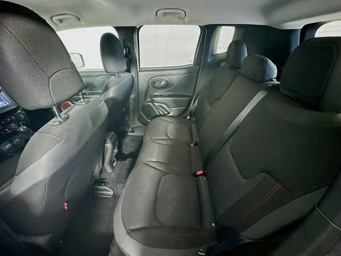 Certified 2020 Jeep Renegade Trailhawk AWD/4WD image 30