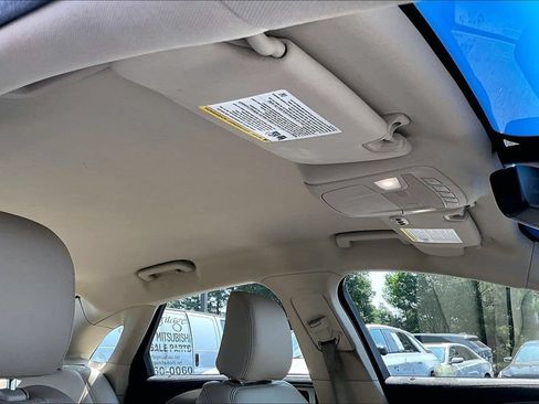 Used 2020 Lincoln MKZ w/ Convenience Package FWD image 27