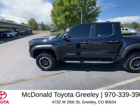 Used 2024 Toyota Tacoma TRD Off-Road w/ TRD Off Road Upgrade Package AWD/4WD image 5