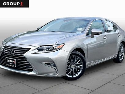Used 2018 Lexus ES 350 w/ Navigation System Package